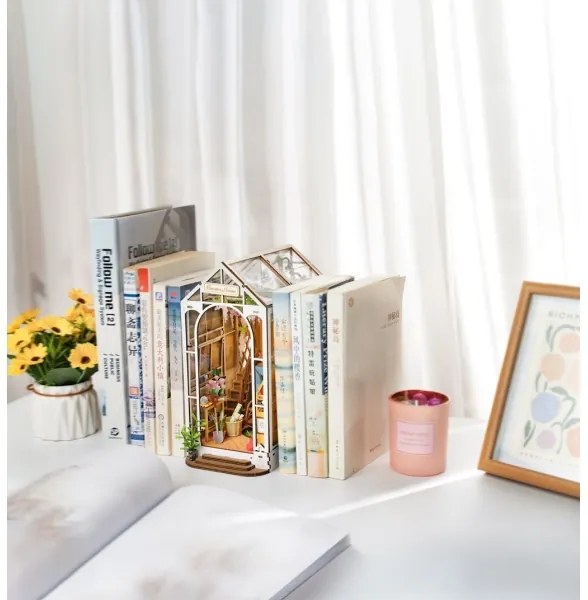 Suport de cărți LED Robotime puzzle 3D alee cu cireși japonezi 2xAAA