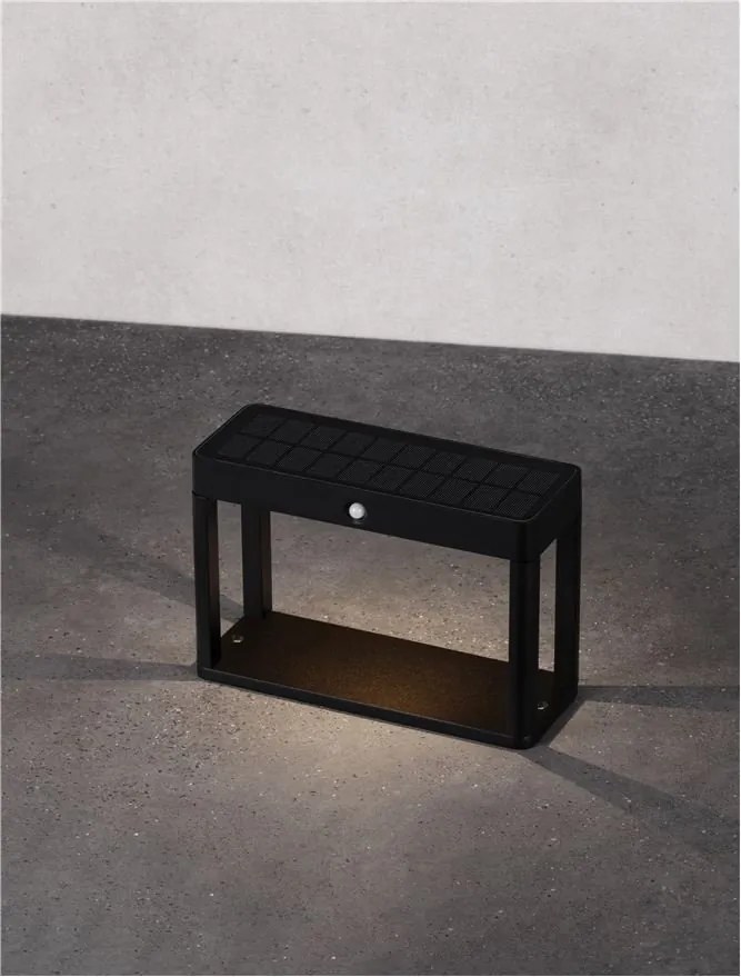 Mini Stalp LED solar iluminat exterior cu senzor de miscare IP65 BERNI H-15,5cm