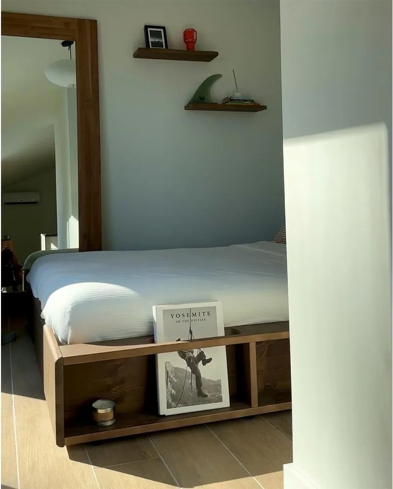 Pat matrimonial maro din lemn masiv de pin cu somieră 180x200 cm Ziggy – Karup Design