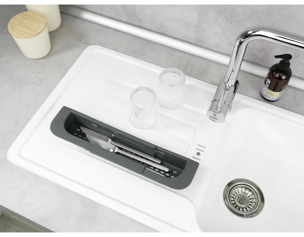 Scurgător telescopic pentru chiuvetă gri din plastic 49,5x8,5 cm Fino – Wenko