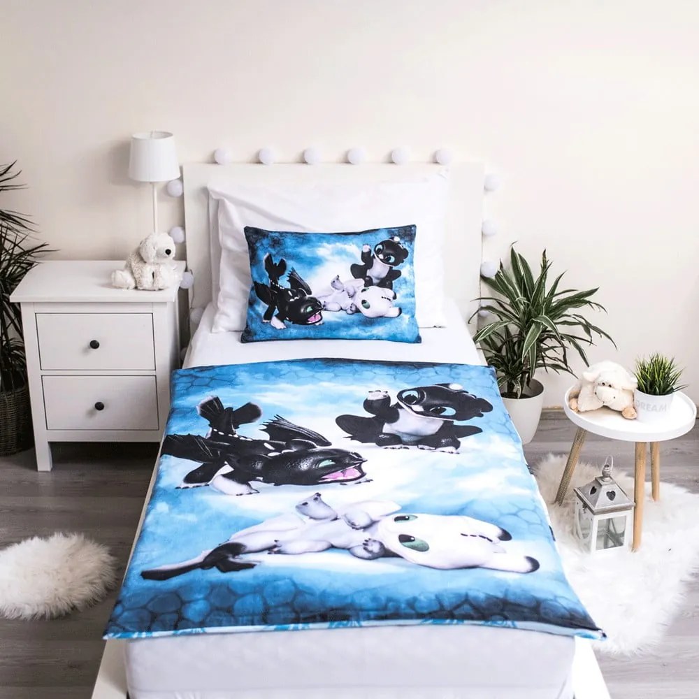 Lenjerie de pat pentru copii albastră din bumbac pentru pătuț 100x135 cm How to Train Your Dragon "Babies" – Jerry Fabrics