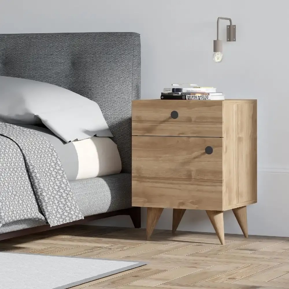 Noptiera Pila pentru dormitor,culoare nuc,60 cm