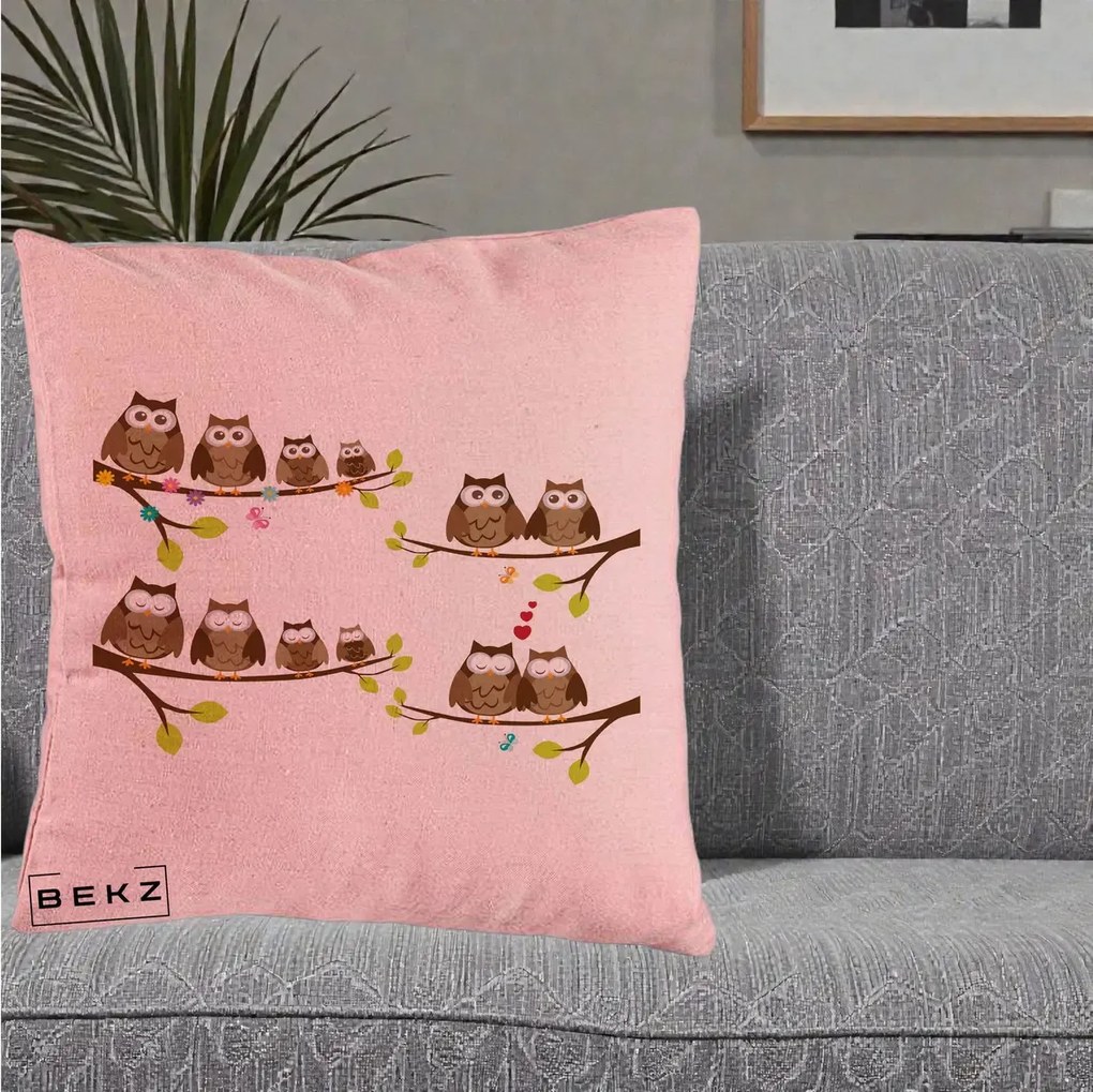 Perna Decorativa Familie de Bufnite pe Ramuri, 40x40 cm, Roz, Husa Detasabila, Perna Inclusa, BEKZ®