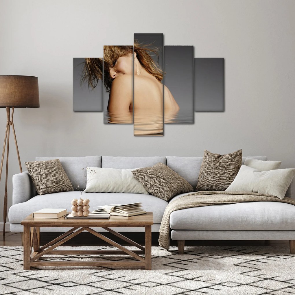 Tablou - Imaginea unei femei care face baie (150x105 cm)