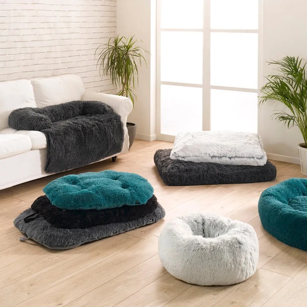 Pat pentru animale de companie alb pentru câini ø 75 cm Fluffy Heather – Love Story