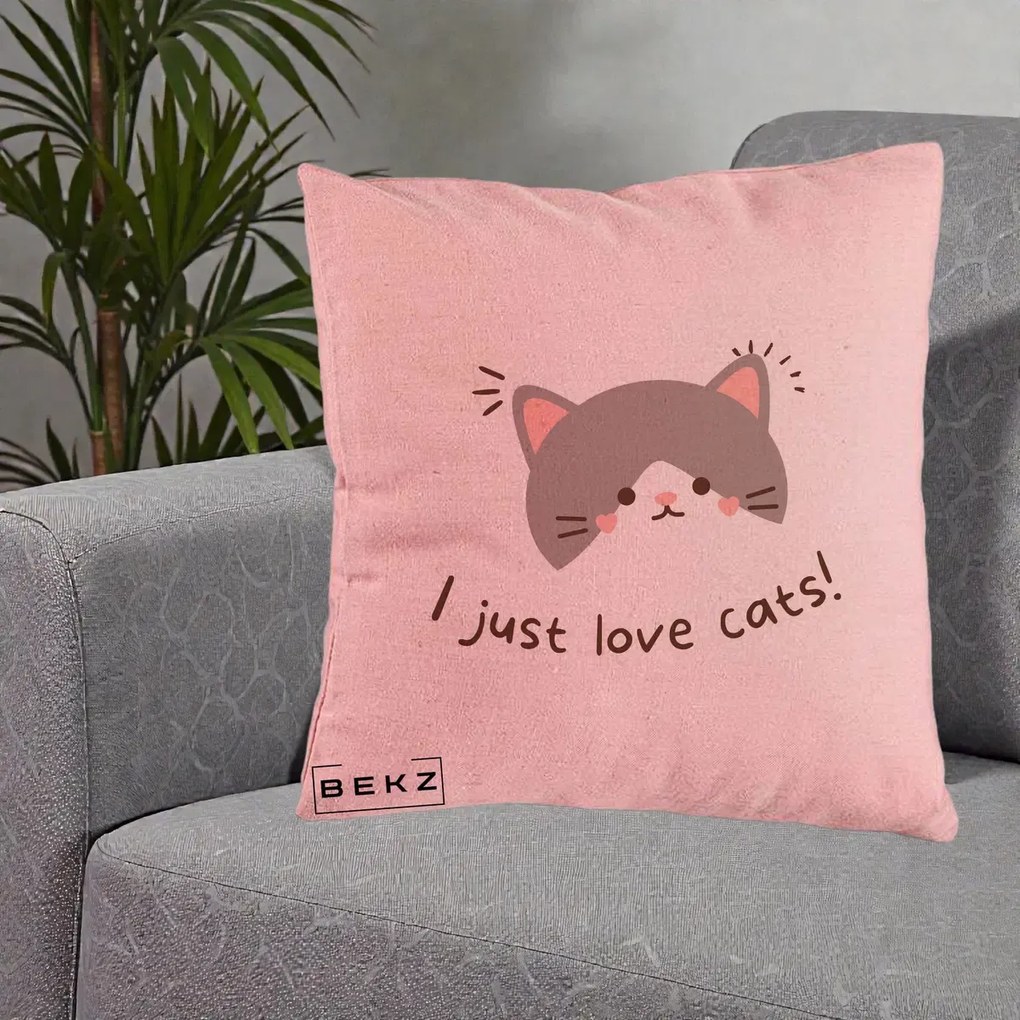 Perna Personalizata I Just Love Cats Pisica Kawaii, 40x40 cm, Roz, Husa Detasabila, Perna Inclusa, BEKZ®
