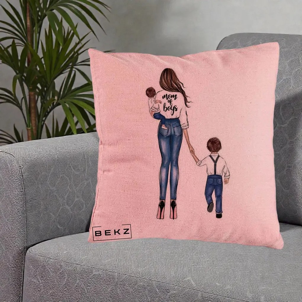 Cadou pentru Mama - Perna Personalizata Mom of Boys Mama cu Baietii, 40x40 cm, Roz, Husa Detasabila, Perna Inclusa, BEKZ®