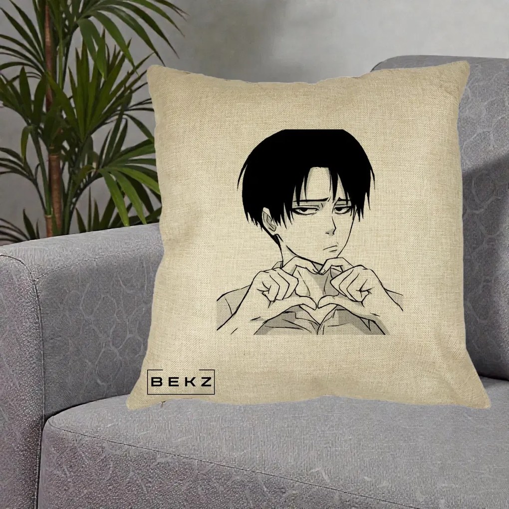 Perna Personalizata Levi Ackerman Inima, 40x40 cm, Crem, Husa Detasabila, Perna Inclusa, BEKZ®