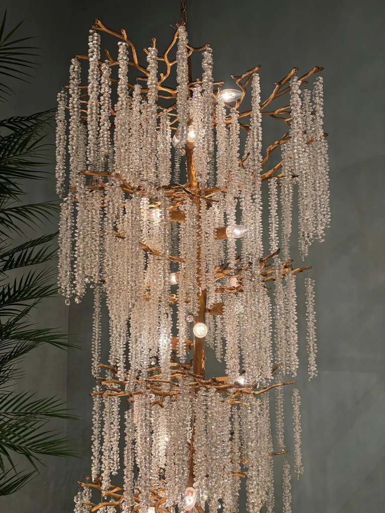 Candelabru din metal, auriu, șiruri de cristale din sticlă, 200 x 60 cm, „Cascade”