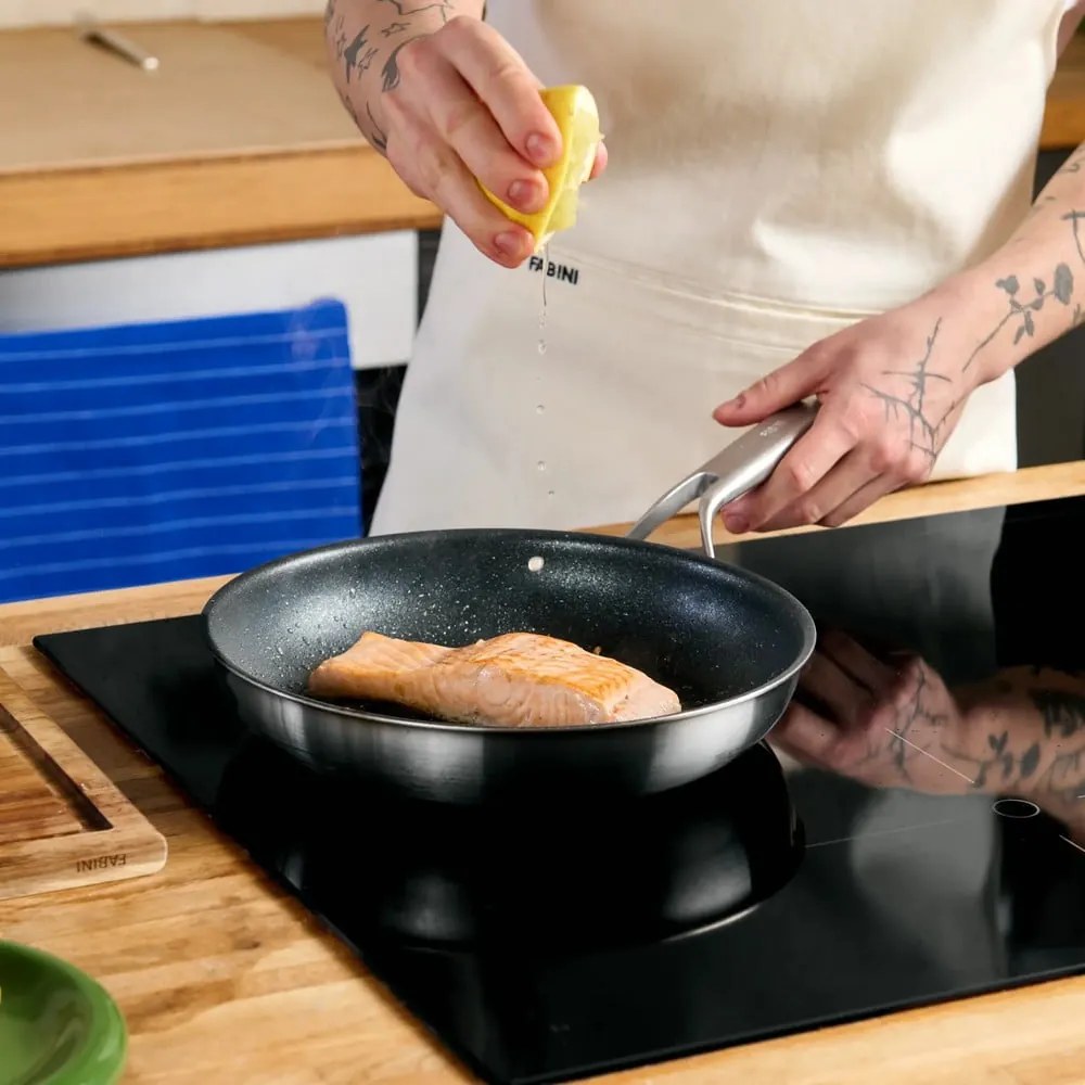 Tigaie cu suprafață antiaderentă din oțel inoxidabil ø 26 cm Lucca 3.0 – FABINI
