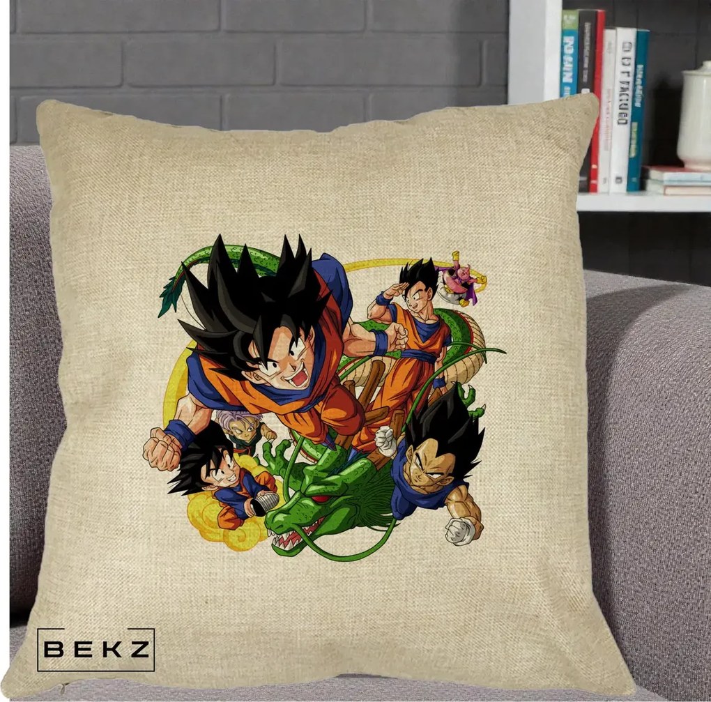 Perna Personalizata Dragon Ball Goku si Shenron Actiune, 40x40 cm, Crem, Husa Detasabila, Perna Inclusa, BEKZ®