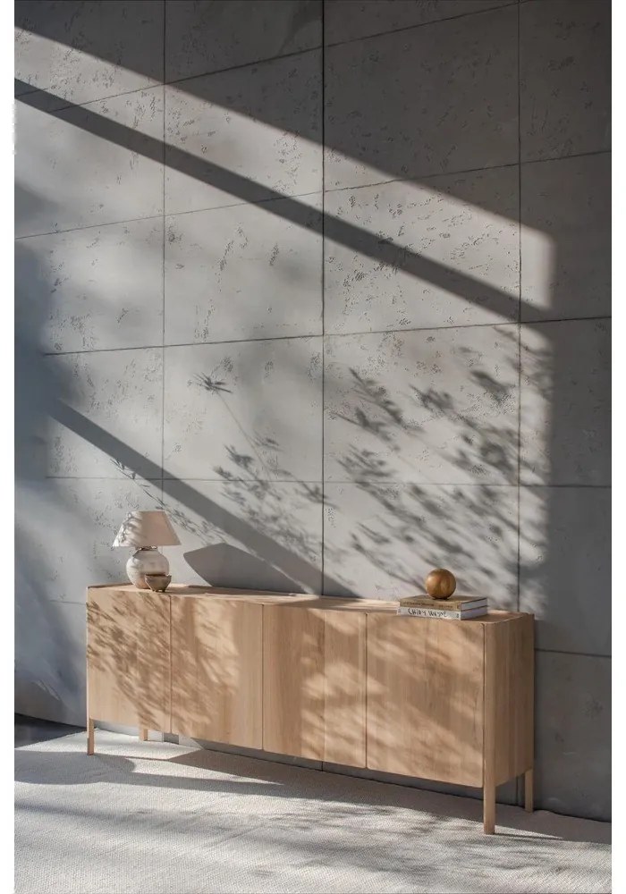 Comodă în culoare naturală din lemn de stejar 220x85x42 cm Dvor – Gazzda