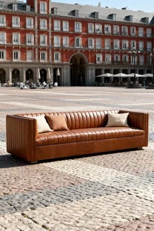 Canapea 4 locuri din piele naturala " Cognac "