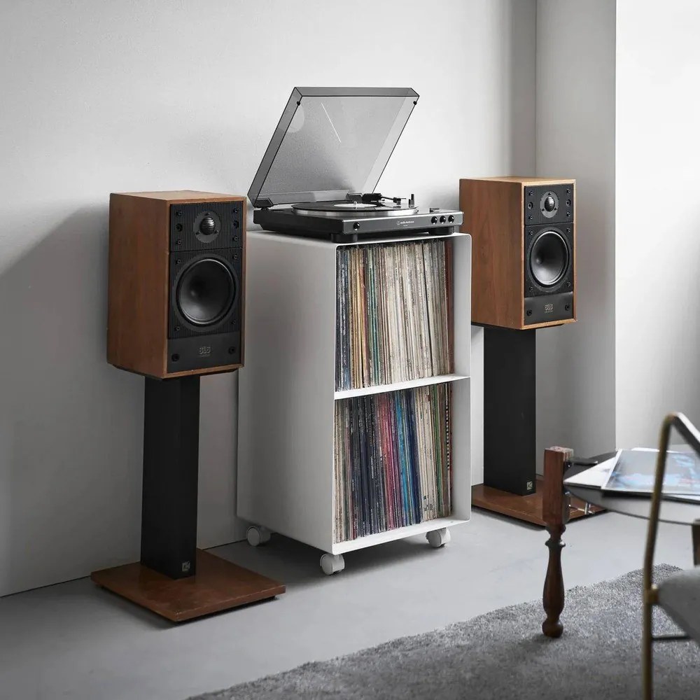 Etajeră pe roți albă din metal 40x73x38 cm Tower – YAMAZAKI