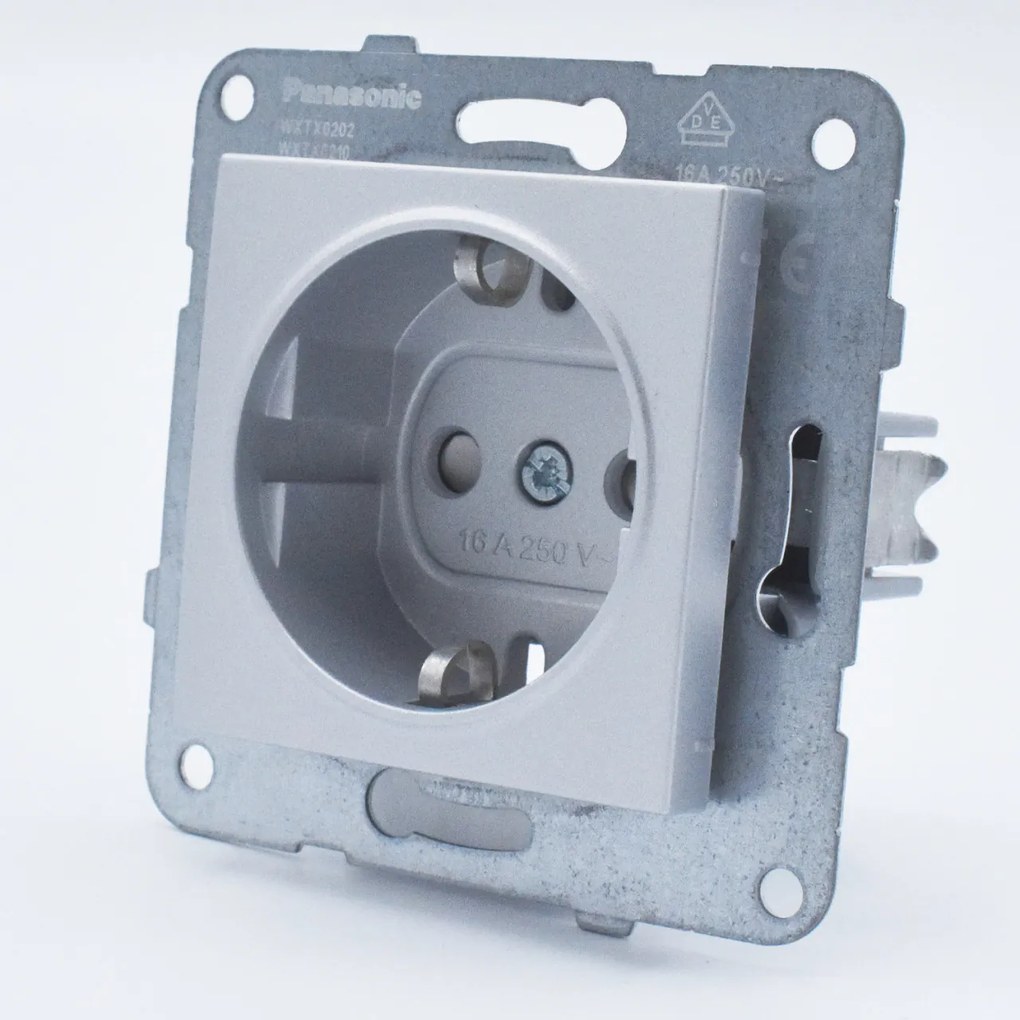 Priza simpla cu impamantare si protectie copii, 16A, IP20, Argintiu, Panasonic Arkedia Slim\ Karre Plus