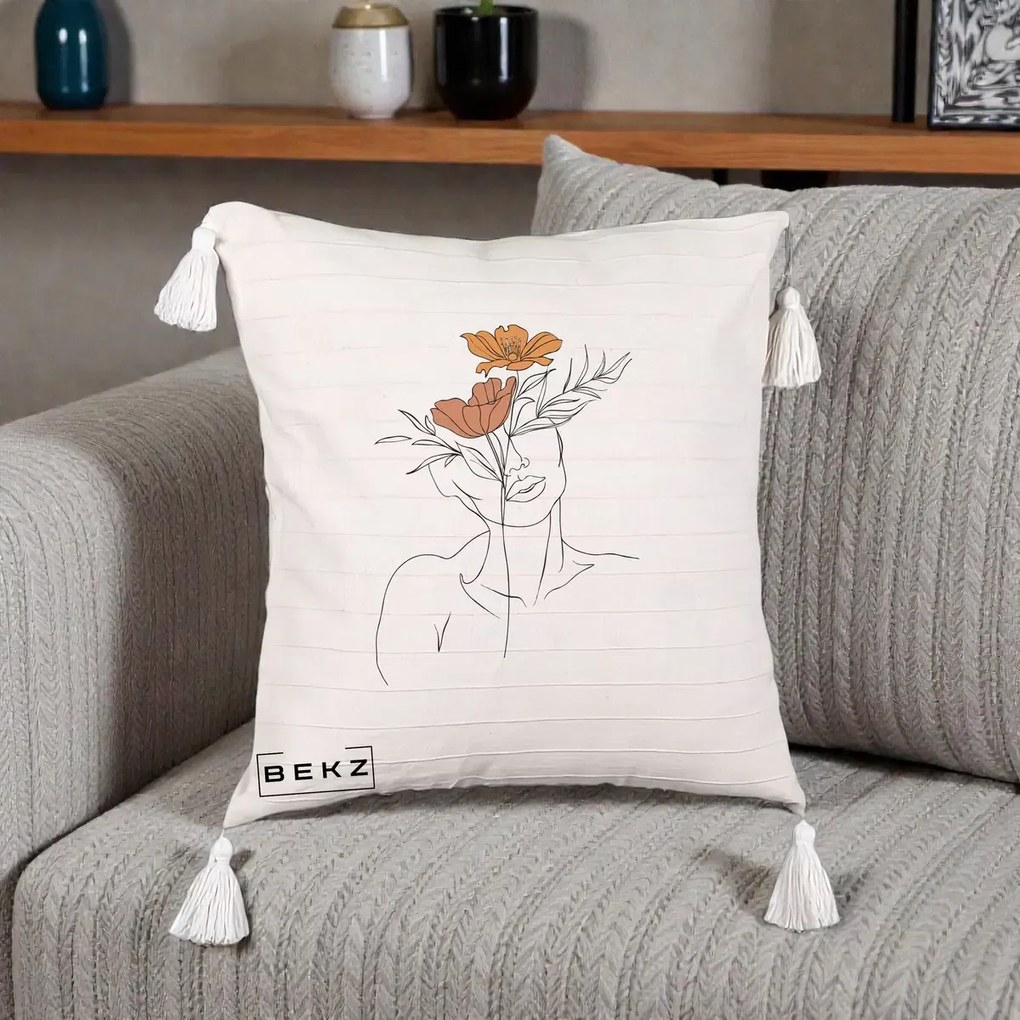 Perna Decorativa Portret Feminin Doua Flori, 40x40 cm, Bej cu Franjuri, Husa Detasabila, Perna Inclusa, BEKZ®