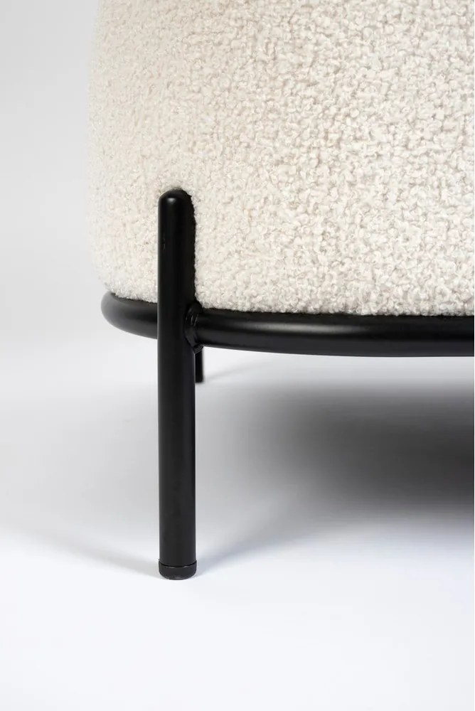 Fotoliu crem cu tapițerie din țesătură bouclé Polly – White Label