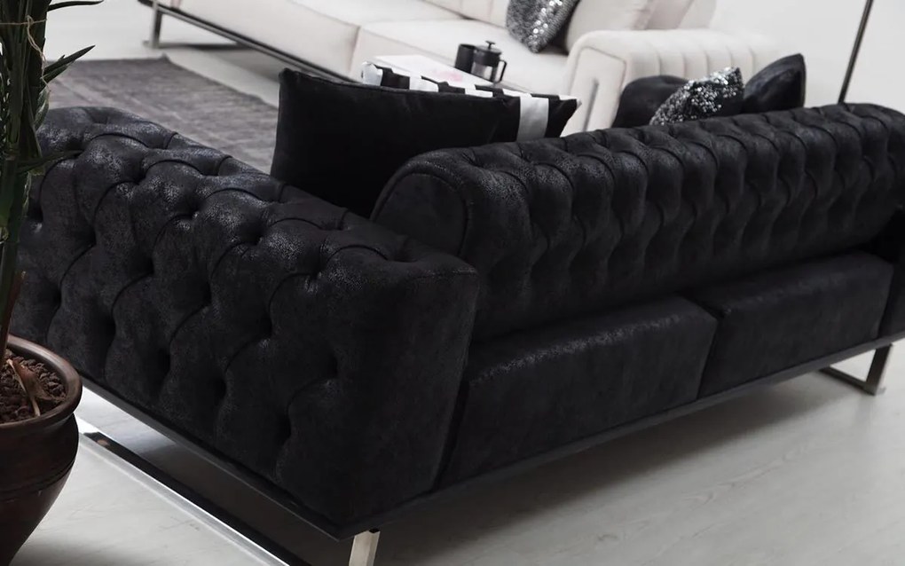 Set de mobila moale pentru sufragerie Ada: canapea confortabilă și fotolii într-un design elegant, fabricat în Turcia.