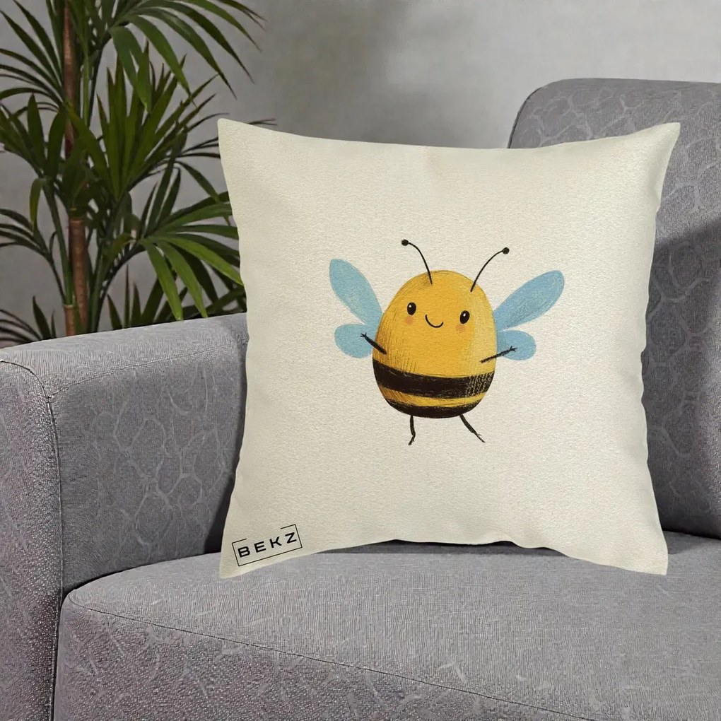 Perna Decorativa Buburuza pe Trifoi cu Patru Foi, 40x40 cm, Ecru, Husa Detasabila, Perna Inclusa, BEKZ®
