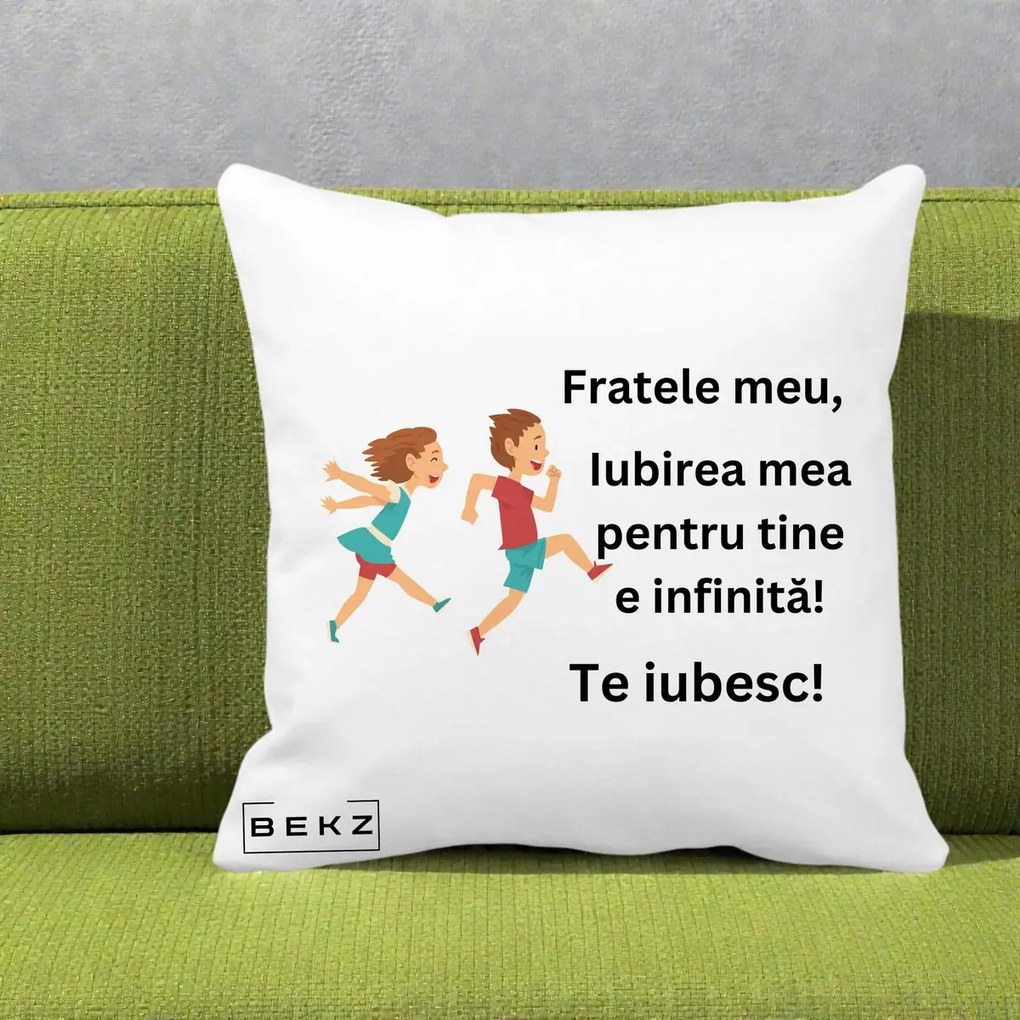 Cadou pentru Frate - Perna Personalizata Fratele Meu Te Iubesc Copii Alergand Colorat, 40x40 cm, Alba Mata, Husa Detasabila, Perna Inclusa, BEKZ®
