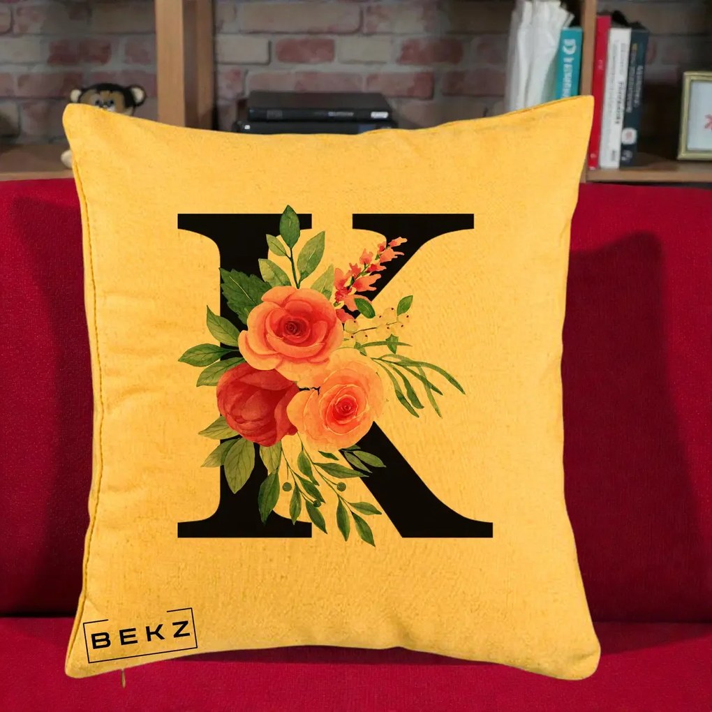 Cadou Personalizat - Perna Personalizata Monograma Florala Litera K, 40x40 cm, Galben, Husa Detasabila, Perna Inclusa, BEKZ®