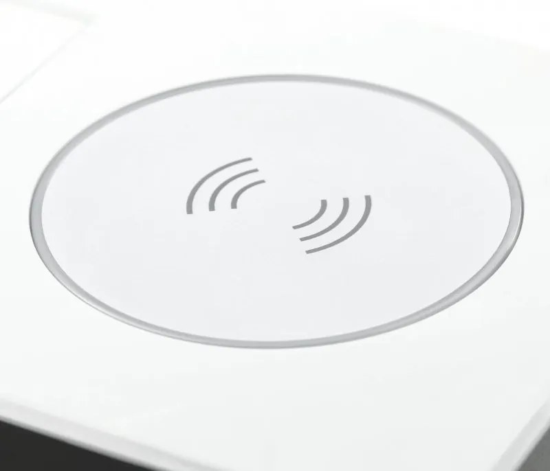 Priza incorporabila in blat Avaro Plus GTV, incarcator wireless 5W, 1 priza Schuko, USB A + C, alb Aluminiu  plastic, Alb, L:240 mm; l:119 mm; H:72