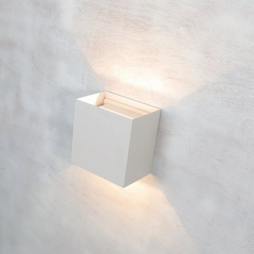 Aplica LED de perete iluminat exterior ambiental IP65 DAVOS XL alba