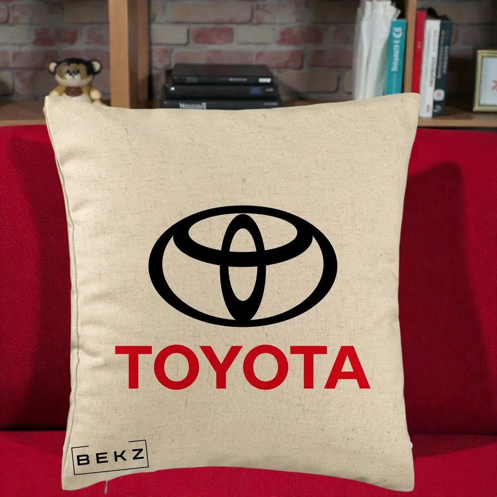 Perna Personalizata cu emblema Toyota, 40x40 cm, Bej, Husa Detasabila, Perna Inclusa, BEKZ®