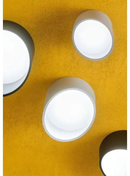 Redo 01-1628 – Spot LED UTO, 12 W, 230 V, Ø 12 cm, negru