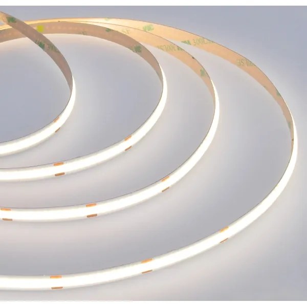 Bandă LED Solight WM59-NW LED/8W/m/230V 4000K 5m