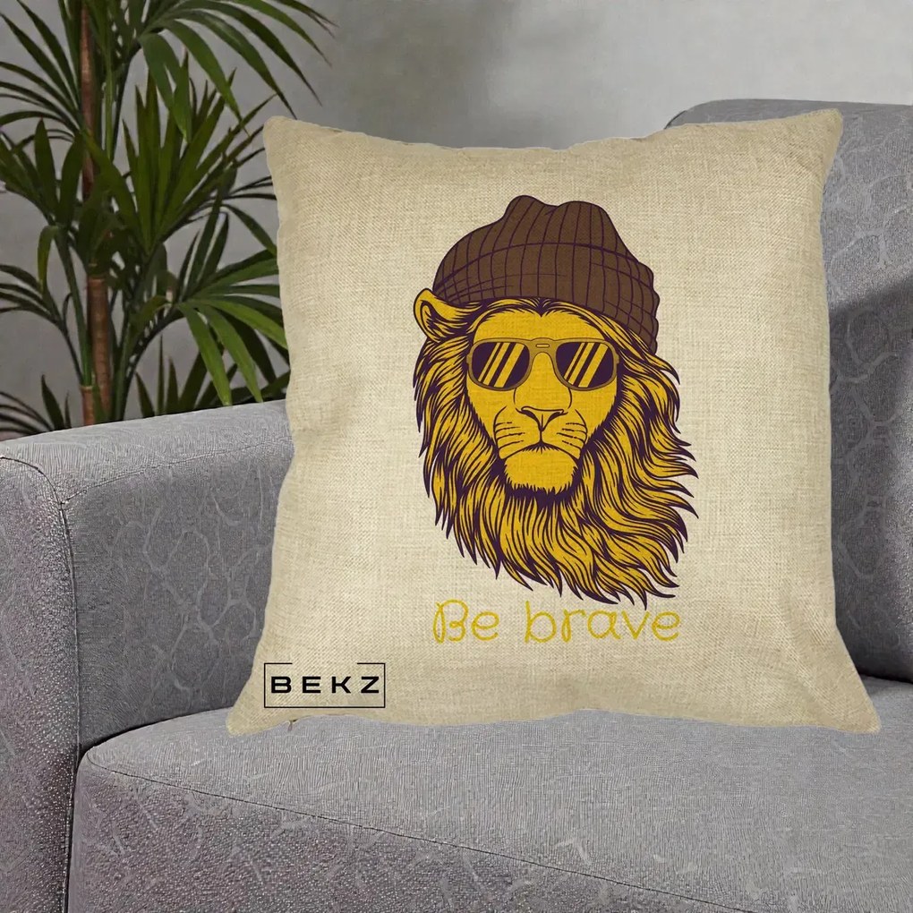 Perna Decorativa Leu Hipster Be Brave, 40x40 cm, Crem, Husa Detasabila, Perna Inclusa, BEKZ®