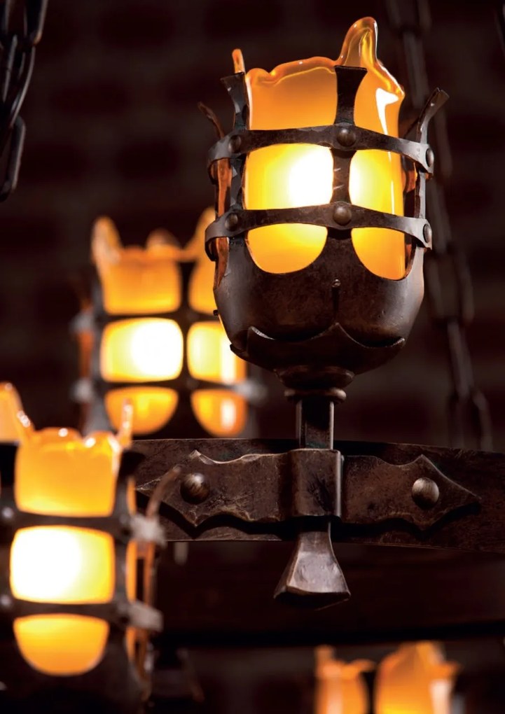 Candelabru din fier forjat realizat manual in stil gotic HL 2425-N