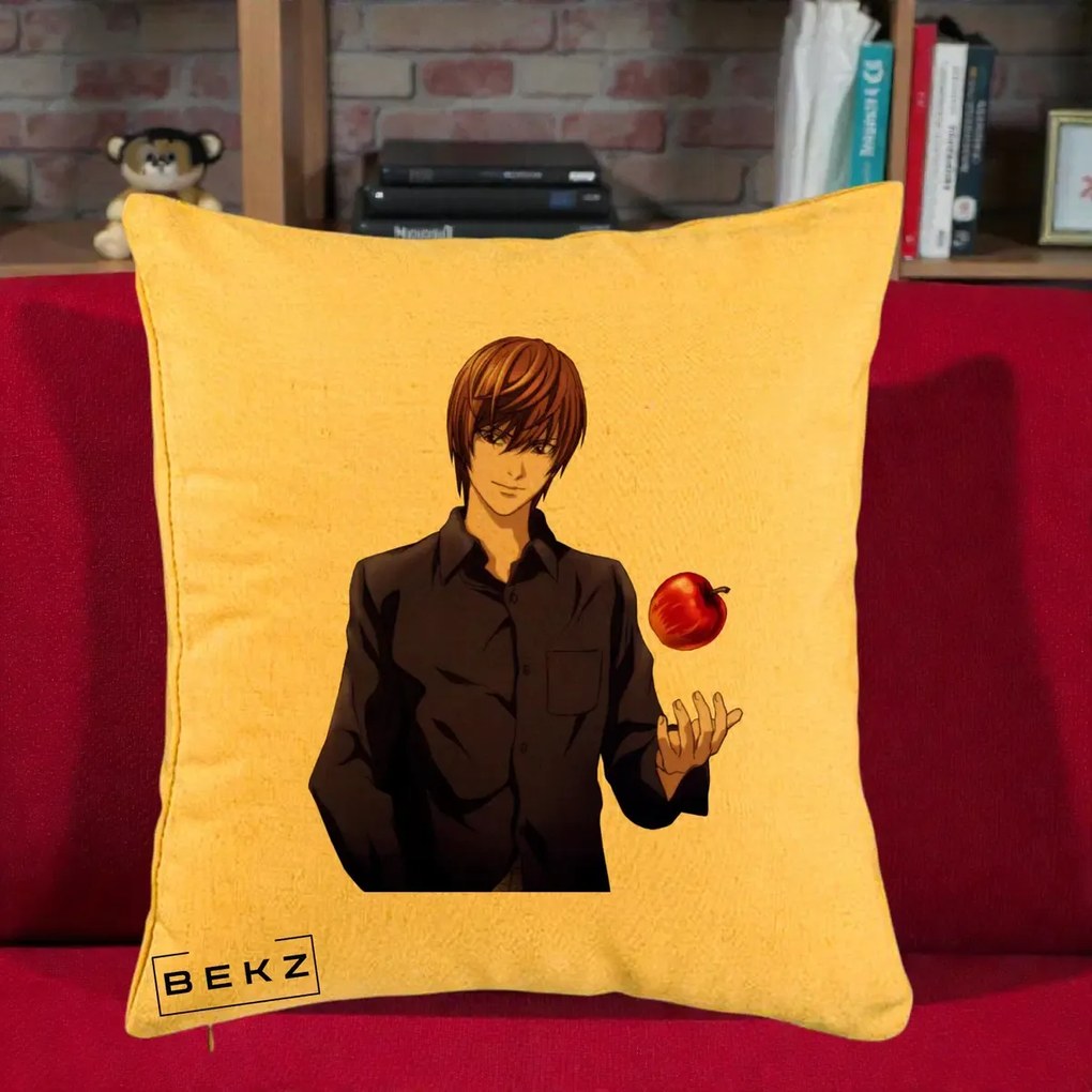 Perna Personalizata Death Note Light Yagami cu Mar, 40x40 cm, Galben, Husa Detasabila, Perna Inclusa, BEKZ®