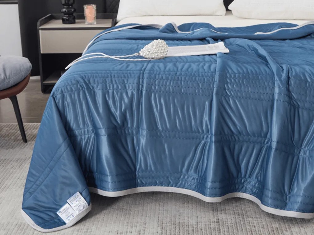 Pilota de vara racoritoare CELIA, albastru inchis Dimensiune: 200 x 220 cm