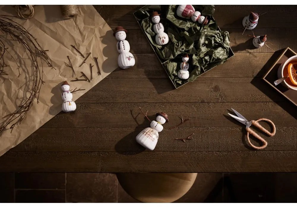 Figurină de Crăciun din porțelan (înălțime 9 cm) Hammershøi Snowwife – Kähler Design