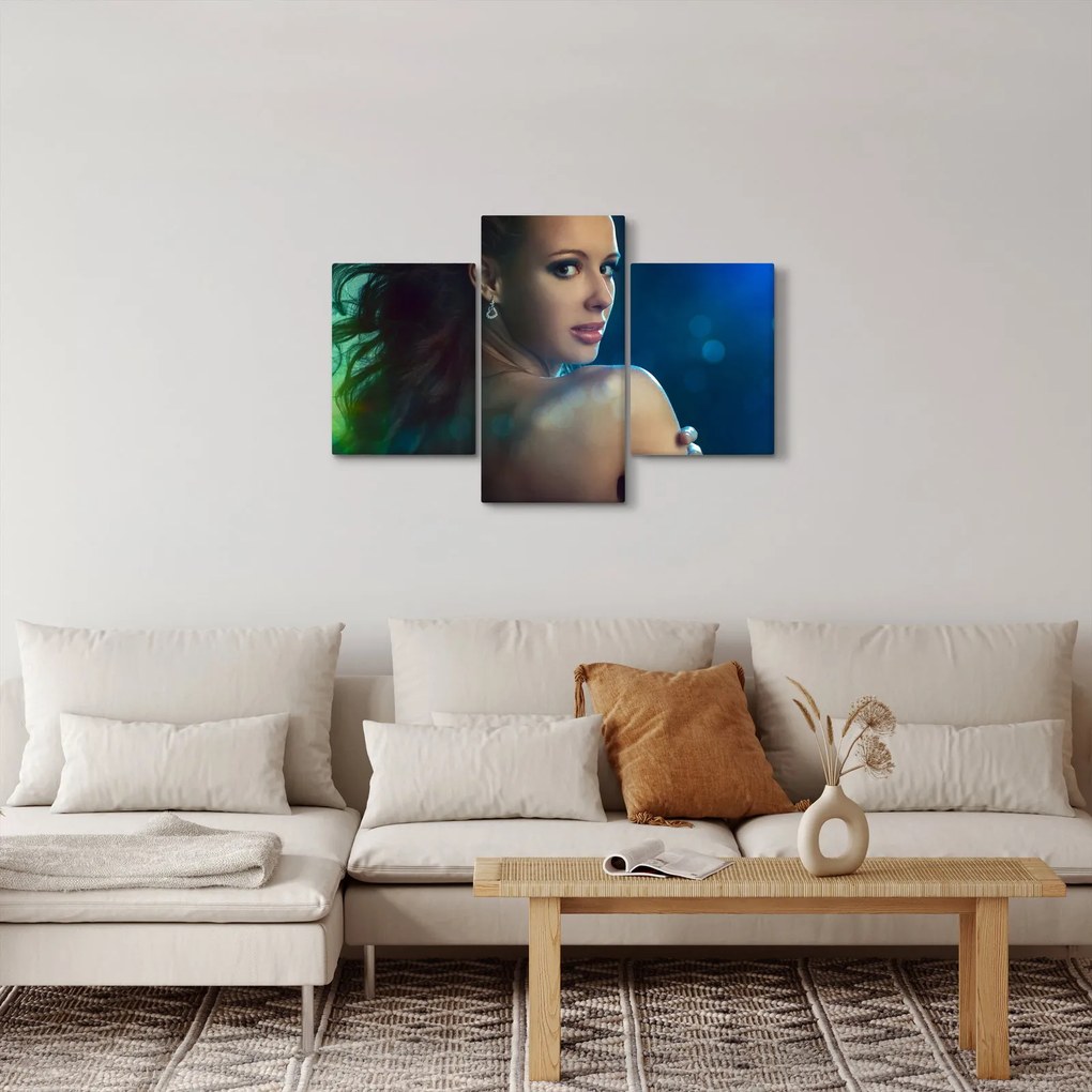 Tablou - Privirea unei femei tinere (90x60 cm)