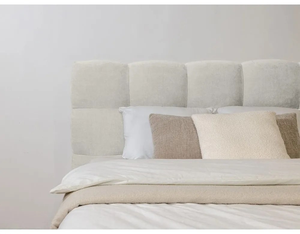 Pat matrimonial gri deschis tapițat cu somieră 180x200 cm Kumo – Bobochic Paris