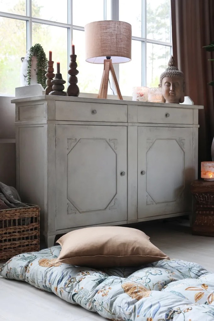 Dulap din lemn de pin si MDF, cu aspect vintage