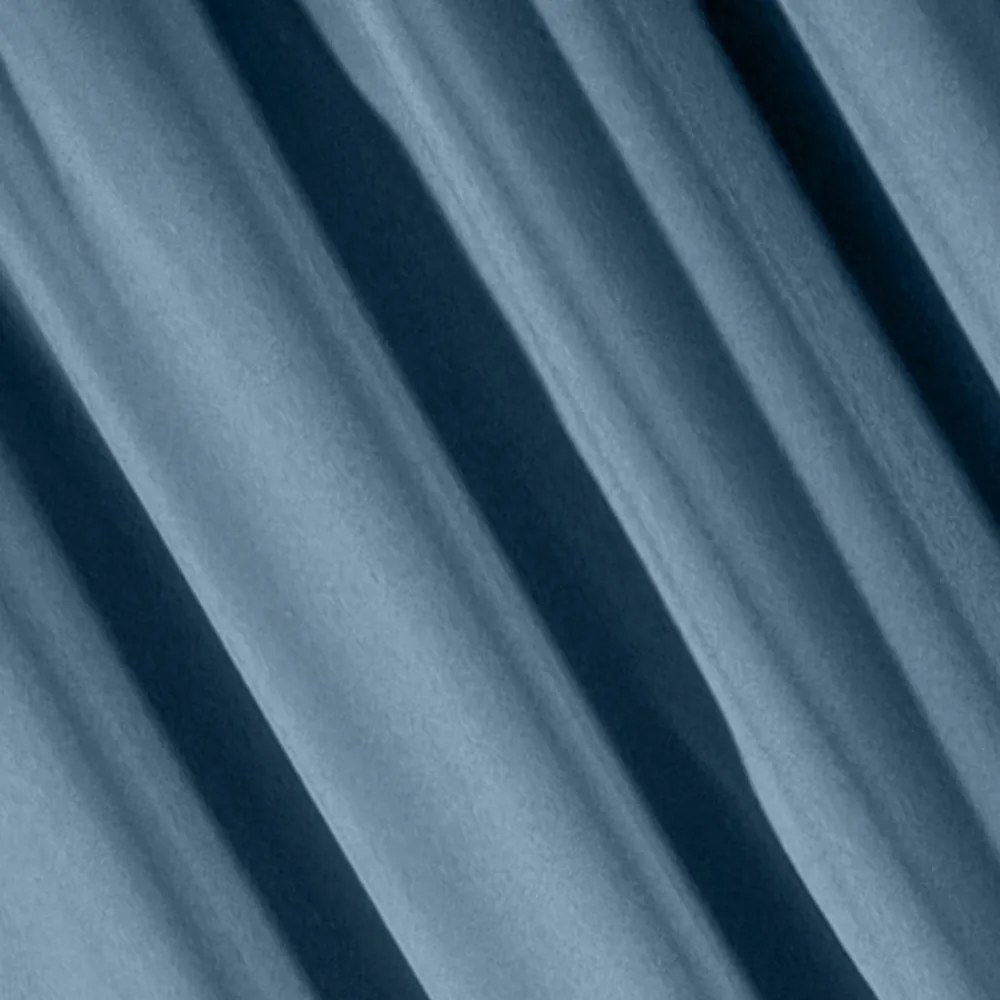 Draperie albastru închis cu inele metalice 140 x 250 cm