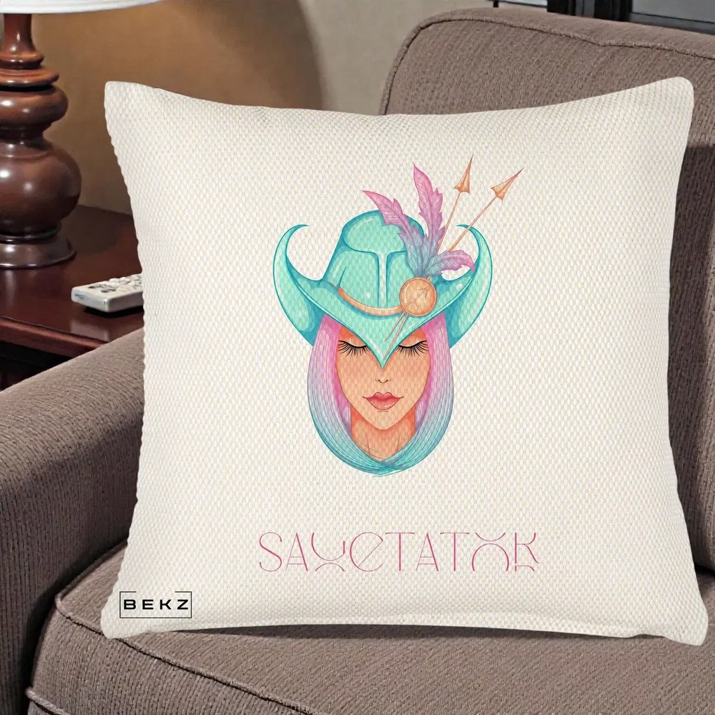 Perna Personalizata Zodiac Sagetator Cowgirl, 40x40 cm, Crem Reliefat, Husa Detasabila, Perna Inclusa, BEKZ®