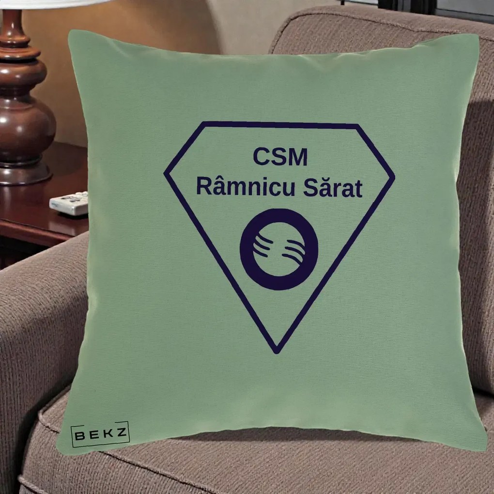 Perna Personalizata CSM Ramnicu Sarat Fotbal, 40x40 cm, Verde, Husa Detasabila, Perna Inclusa, BEKZ®