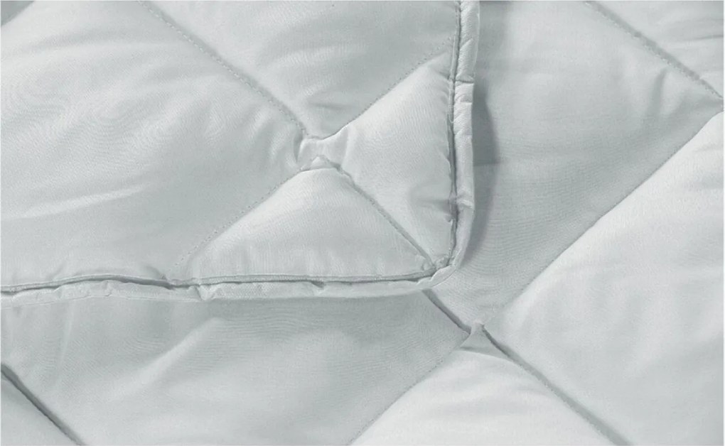 Pilotă Alcam de vară din microfibră albă 140x200 cm