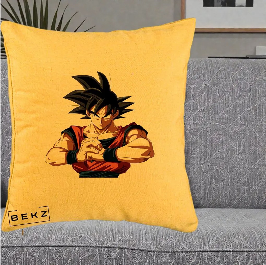 Perna Personalizata Dragon Ball Goku Portret Serios, 40x40 cm, Galben, Husa Detasabila, Perna Inclusa, BEKZ®