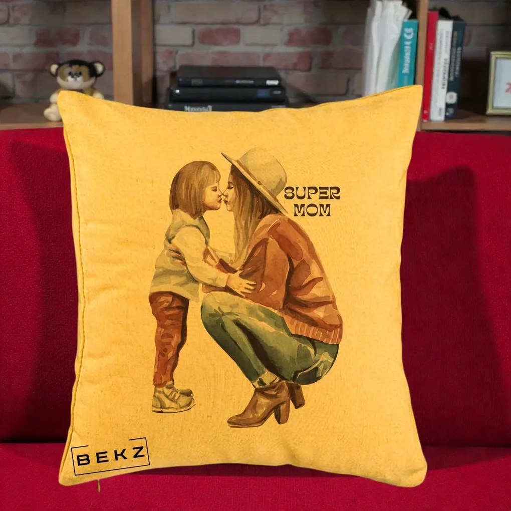 Cadou pentru Mama - Perna Personalizata Super Mom Acuarela, 40x40 cm, Galben, Husa Detasabila, Perna Inclusa, BEKZ®