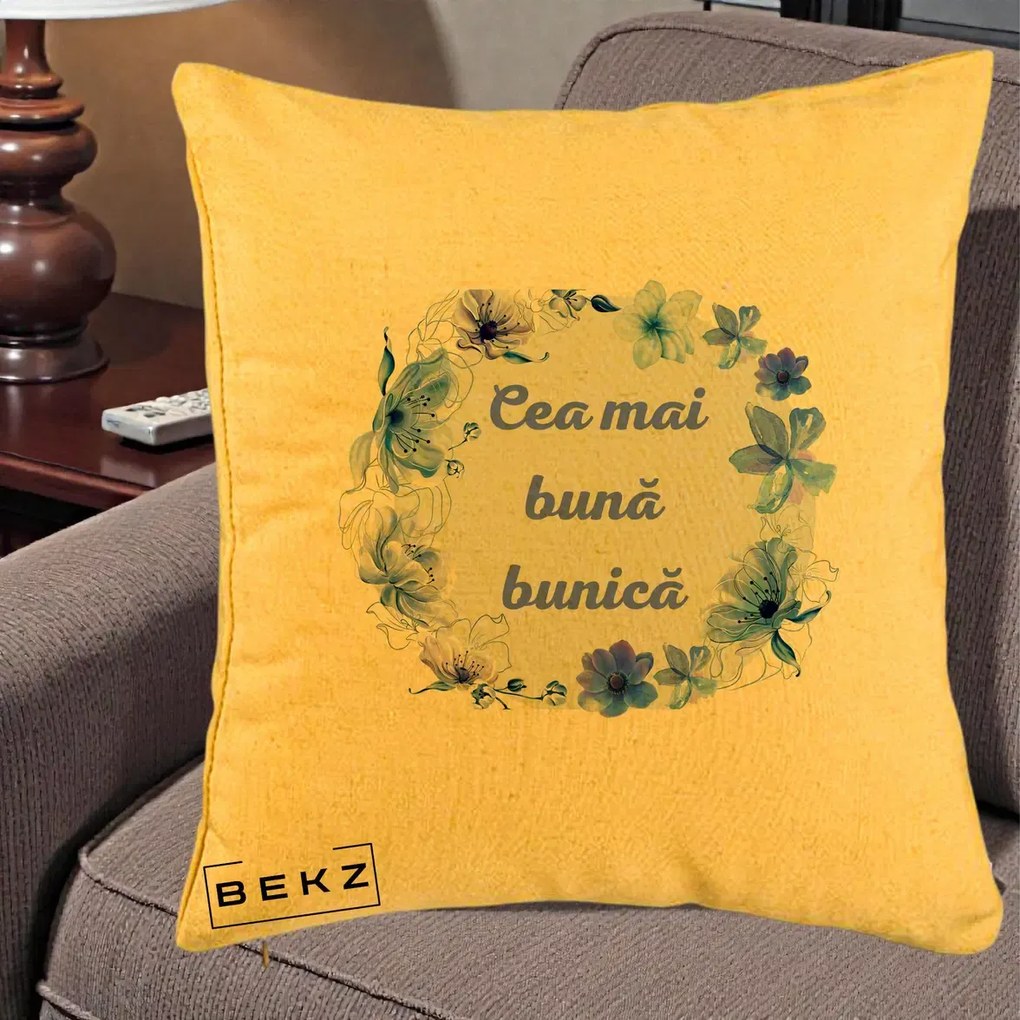 Cadou pentru Bunica - Perna Personalizata Cea Mai Buna Bunica Coronita Flori Albastre Acuarela, 40x40 cm, Galben, Husa Detasabila, Perna Inclusa, BEKZ®