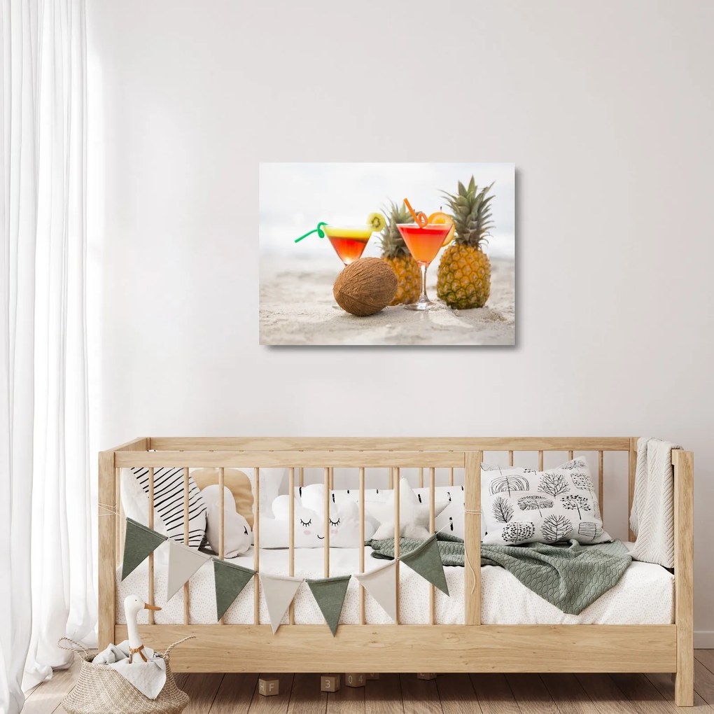 Tablou pe sticlă cu ananas și pahare pe plajă (70x50 cm)