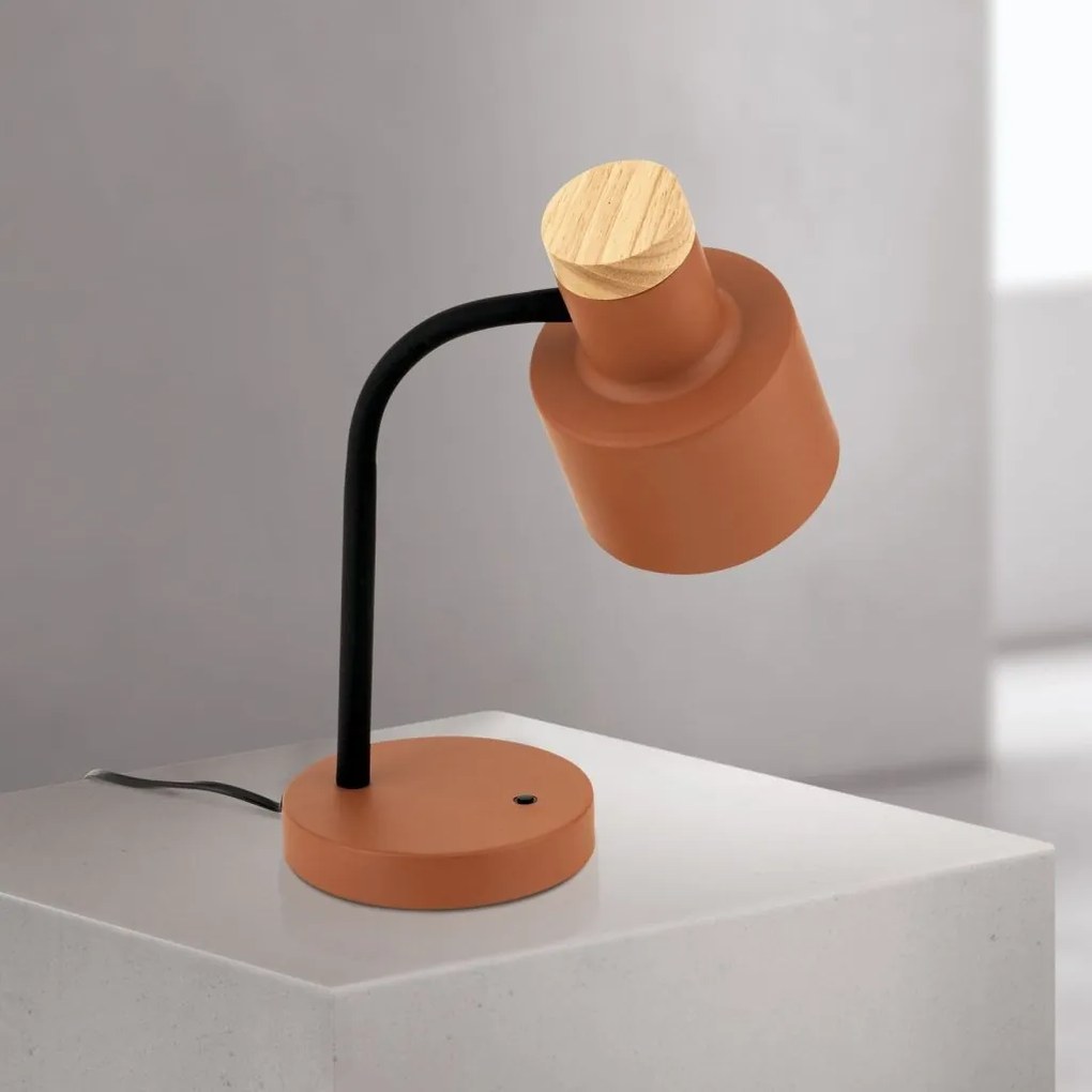 Lampa de birou Gili rosu coral