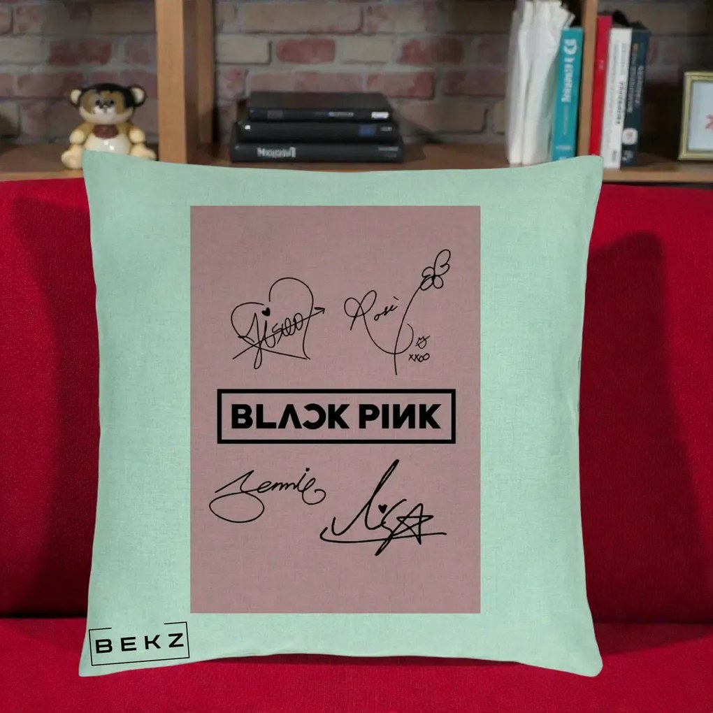 Perna Personalizata K-pop BLACKPINK Semnaturi Roz, 40x40 cm, Verde Menta, Husa Detasabila, Perna Inclusa, BEKZ®