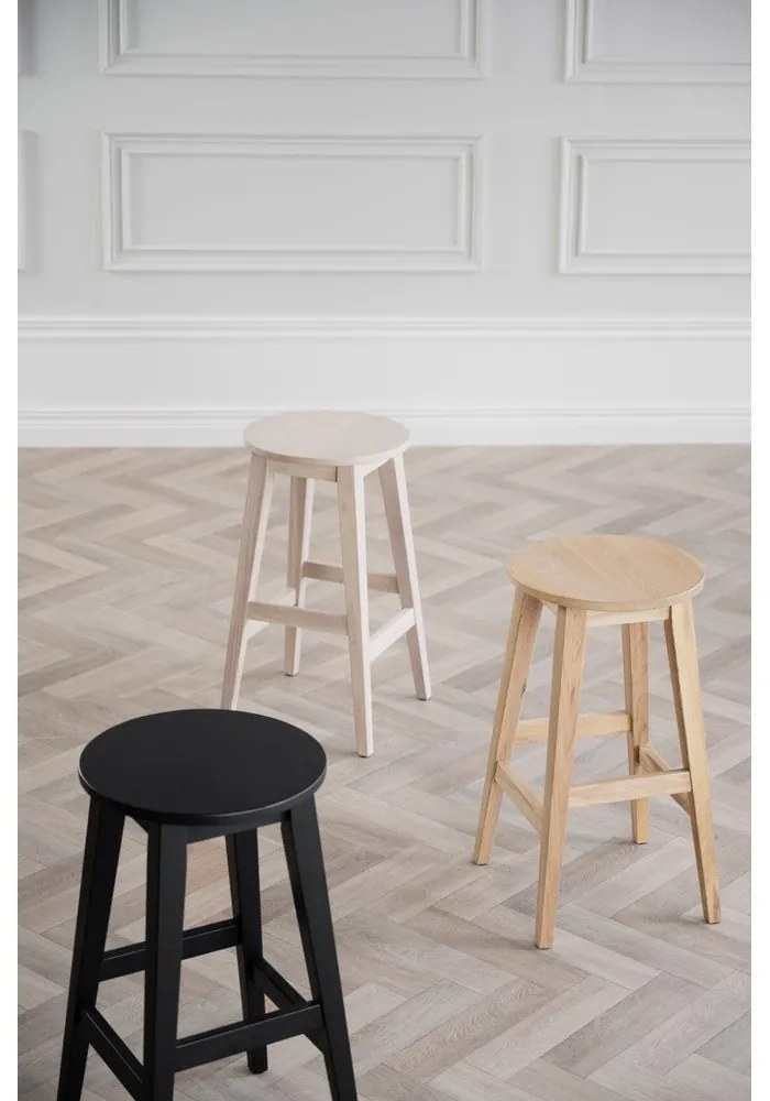 Scaun de bar în culoare naturală din lemn de stejar (înălțime șezut 65 cm) Austin – Rowico