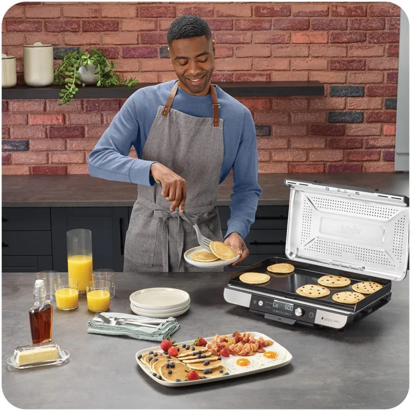 Grătar electric Ninja Sizzle Pro XL GX101EU, 1800W, 120°-260°C, 2 pliante ceramice, 10 burgeri, ProTemp IQ, Capac de schimb, Ceren/Inox